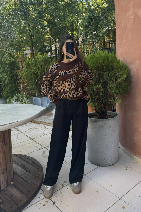 ROUND NECK LEO DESIGN WOMEN SWEATER BROWN/KAFE - 4