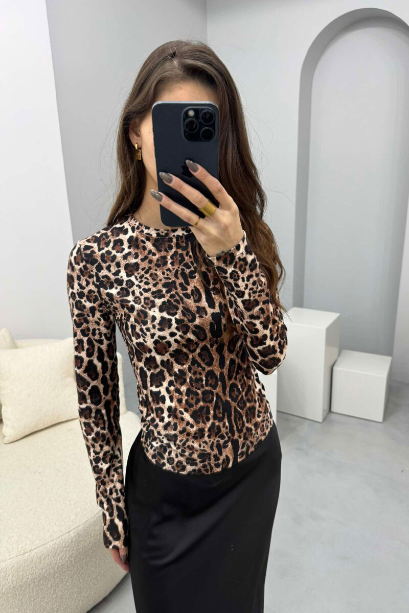 ROUND NECK LEO DESIGN WOMEN SWEATSHIRT LEO/LEOPARD - 4