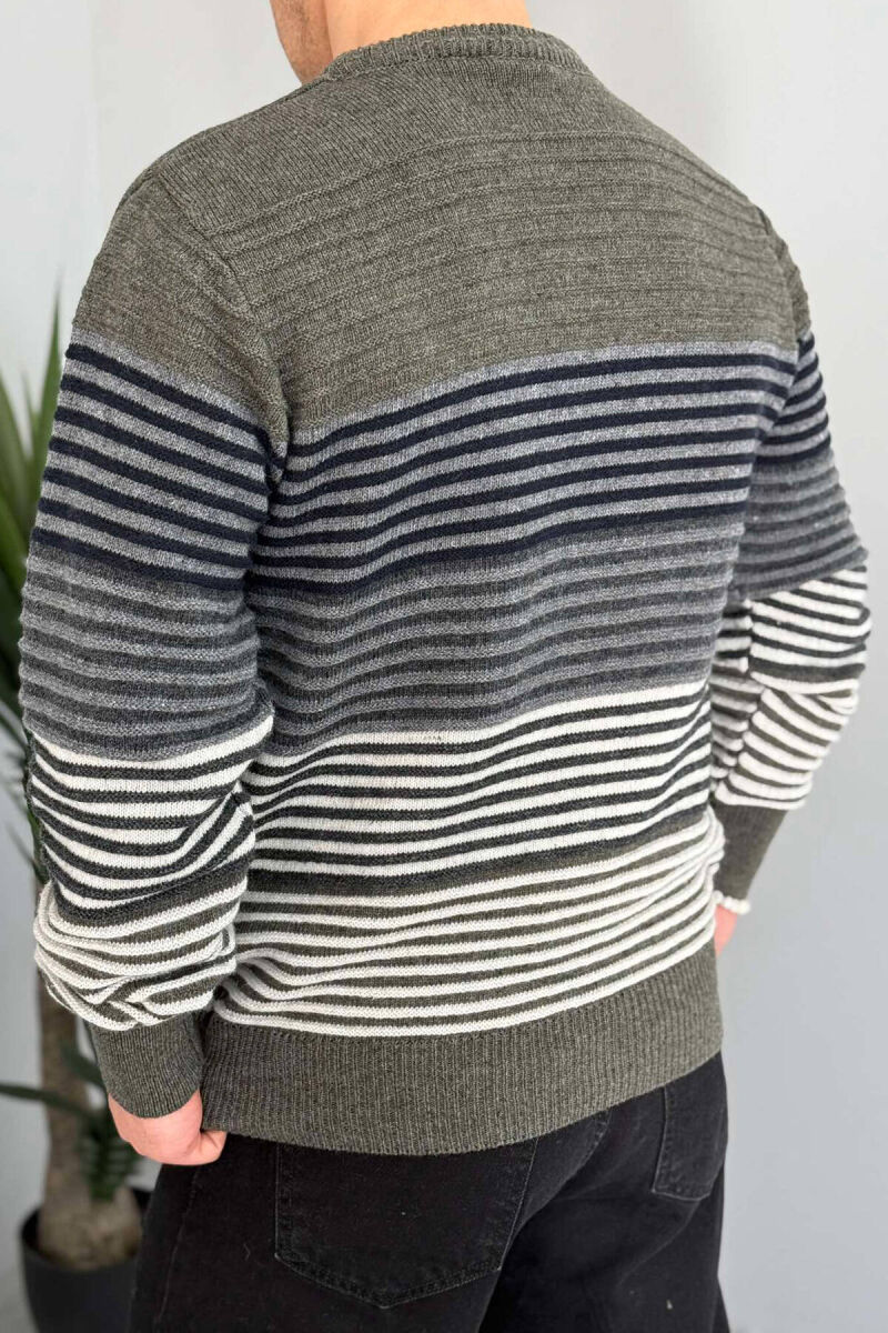 ROUND NECK LINES MEN SWEATER IN GREEN COLOR - 4