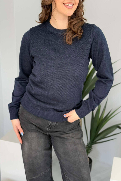 ROUND NECK ONE COLOR WOMEN SWEATER DARK BLUE/BEE - 5