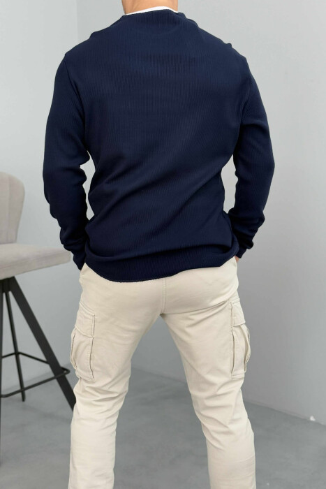ROUND NECK ONE COLOR POCKET DETAIL MEN SWEATER DARK BLUE/BEE - 2