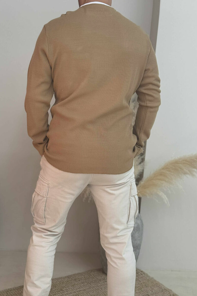 ROUND NECK ONE COLOR POCKET DETAIL MEN SWEATER LIGHT BROWN/KAZB - 2