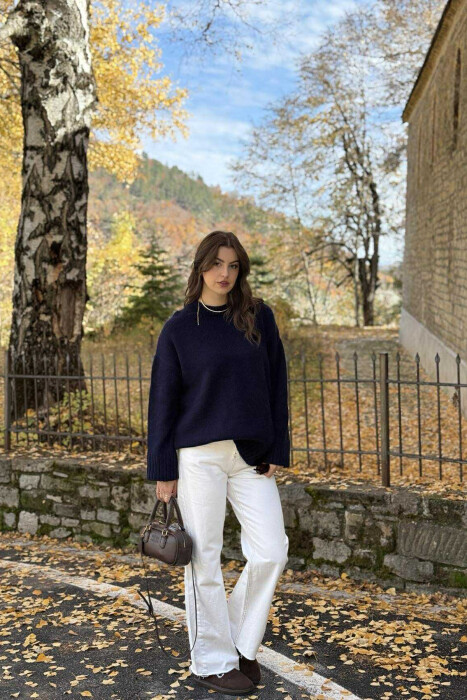 ROUND NECK ONE COLOR WOMEN SWEATER DARK BLUE/BEE 