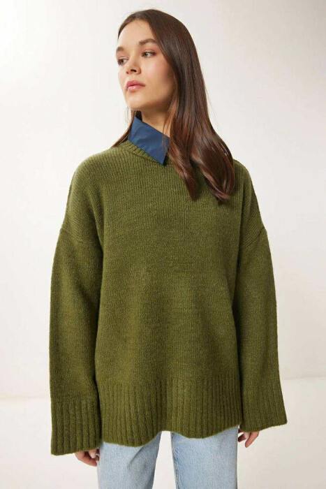 TRIKO NJE NGJYRESHE ME JAKE TE RRUMBULLAKET PER FEMRA NE NGJYRE ULLI - KLAUDIO FASHION