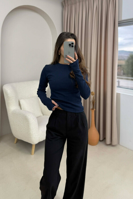 ROUND NECK ONE COLOR WOMEN SWEATSHIRT DARK BLUE/BEE - 2