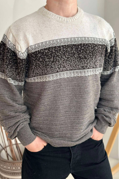 ROUND NECK SIMPLE MEN SWEATER IN CREAM COLOR 