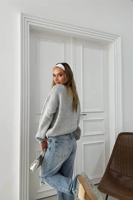 ROUND NECK SIMPLE WOMEN SWEATER LIGHT GREY/GZ - 6