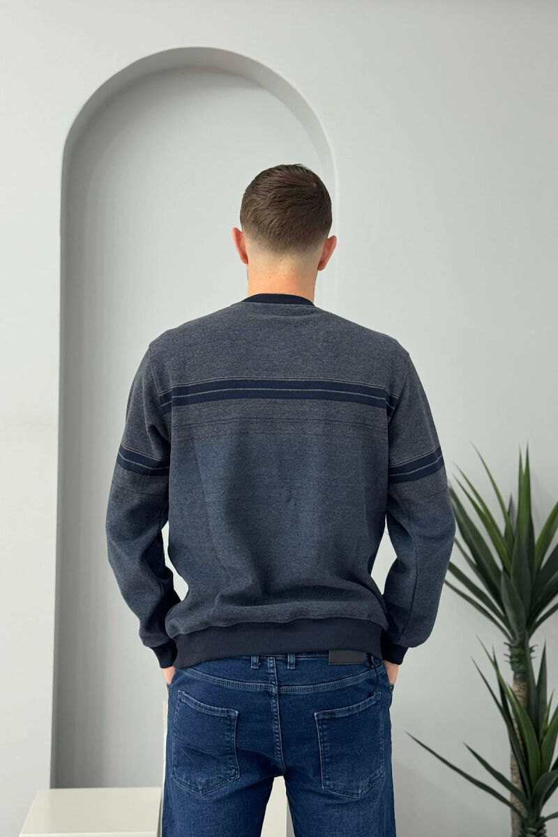 ROUND NECK STRIPED MEN SWEATER BLUE/BLU - 4