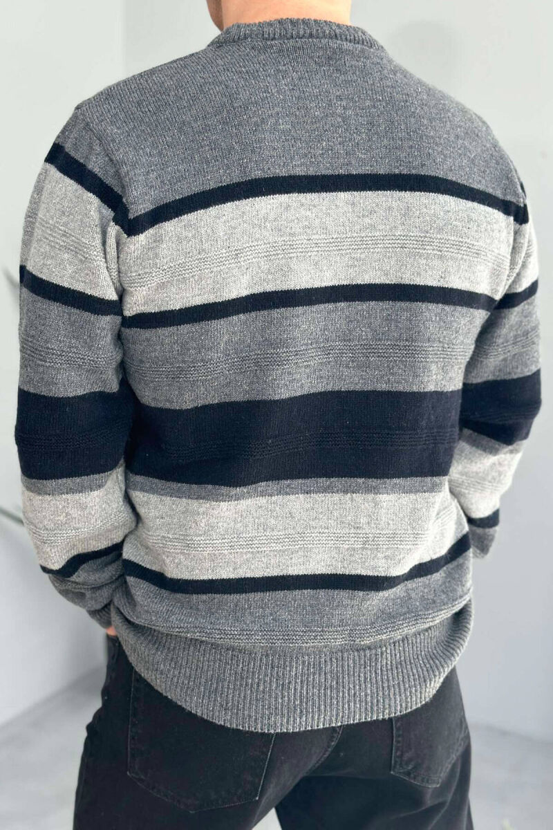 ROUND NECK STRIPED MEN SWEATER IN GREY COLOR - 3