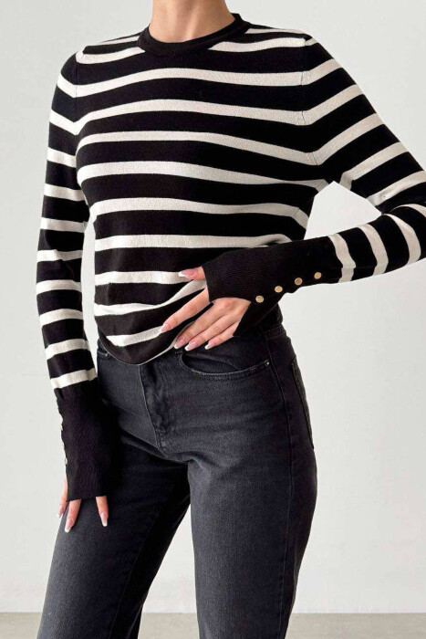 ROUND NECK STRIPED WOMEN SWEATER BLACK-WHITE/ZB - KLAUDIO FASHION