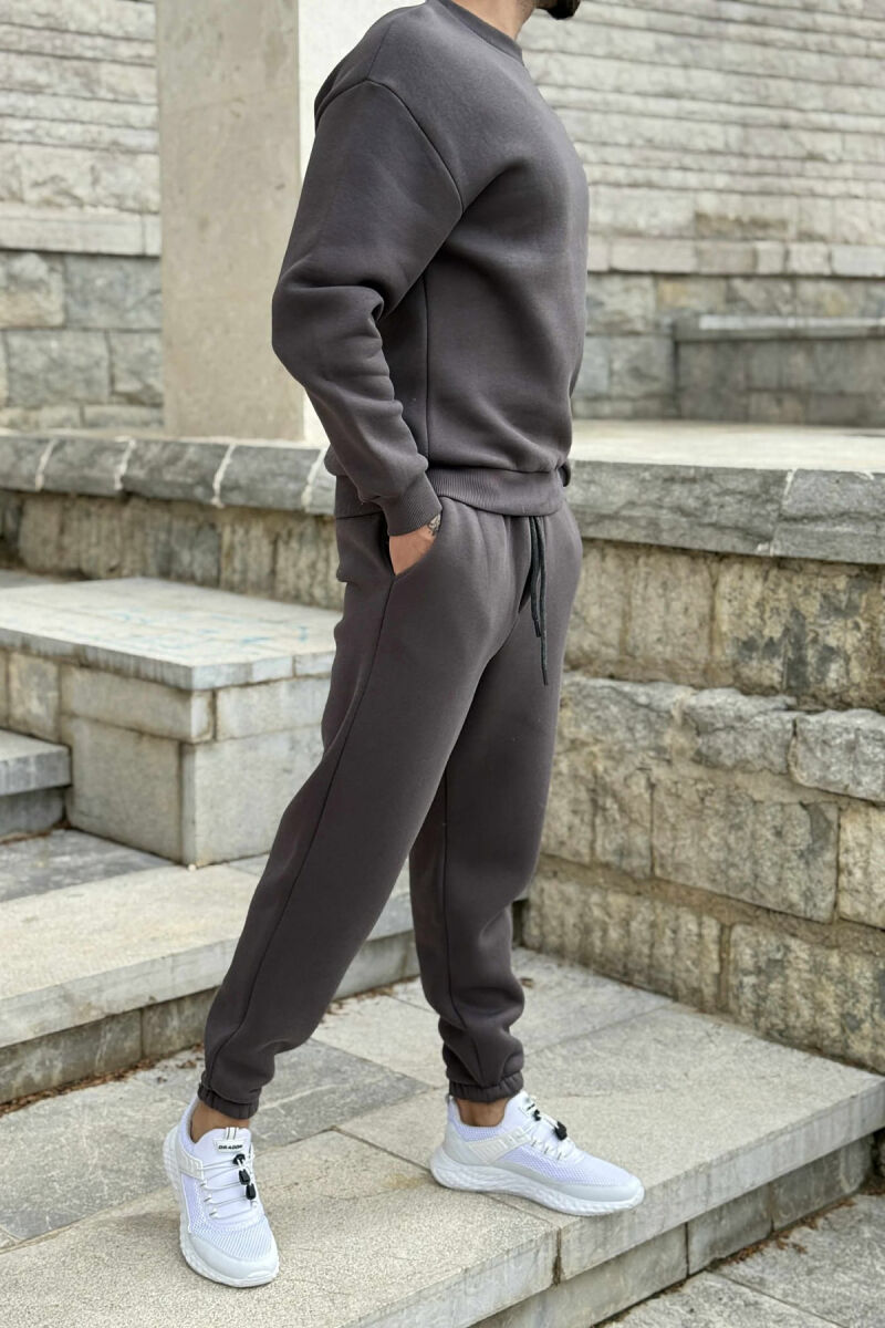 ROUND NECK SWEATSHIRT+JOGGERS FLUFFY MEN SET DARK GREY/GEE - 4