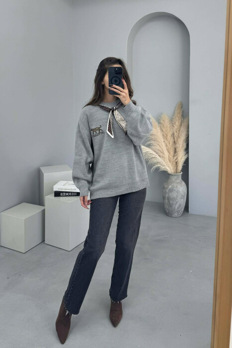 TRIKO ME DETAJIN E SHALLIT DHE ME IMAZH LEOPARDI PER FEMRA NE NGJYRE GRI - KLAUDIO FASHION