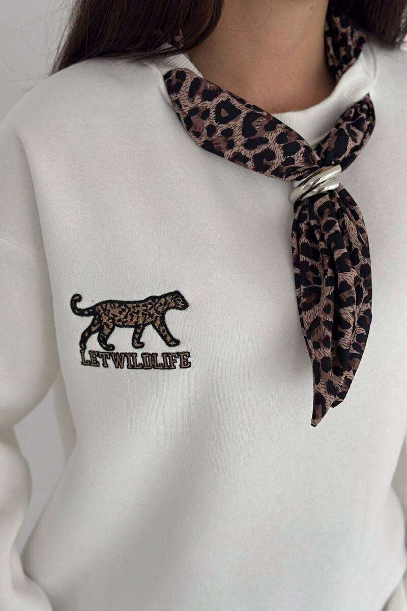 SCARF DETAIL LEO PRINT FLUFFY WOMEN SWEATSHIRT WHITE-E BARDHE - 3