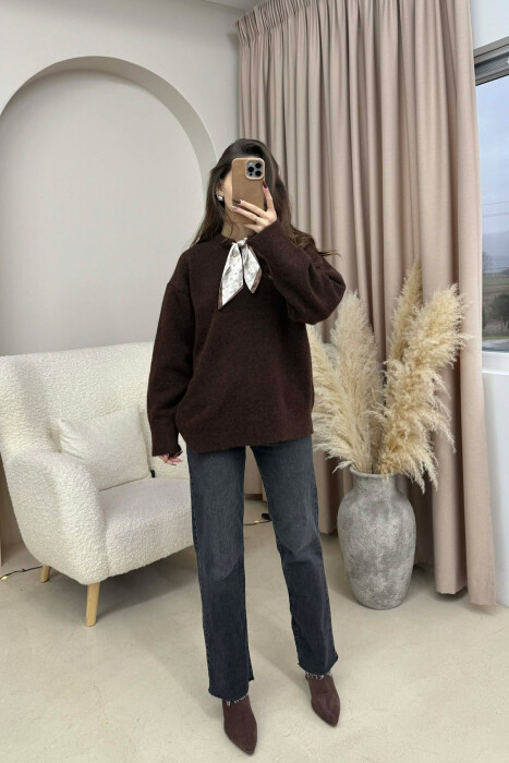 SCARF DETAIL ONE COLOR WOMEN SWEATER BROWN/KAFE - 1