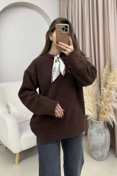 SCARF DETAIL ONE COLOR WOMEN SWEATER BROWN/KAFE - 3