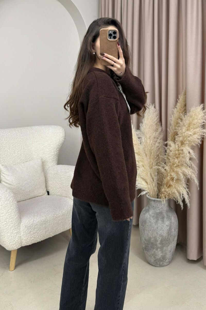 SCARF DETAIL ONE COLOR WOMEN SWEATER BROWN/KAFE - 4