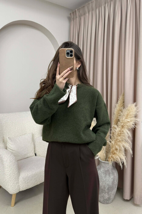 SCARF DETAIL ONE COLOR WOMEN SWEATER GREEN/JESHILE - 2