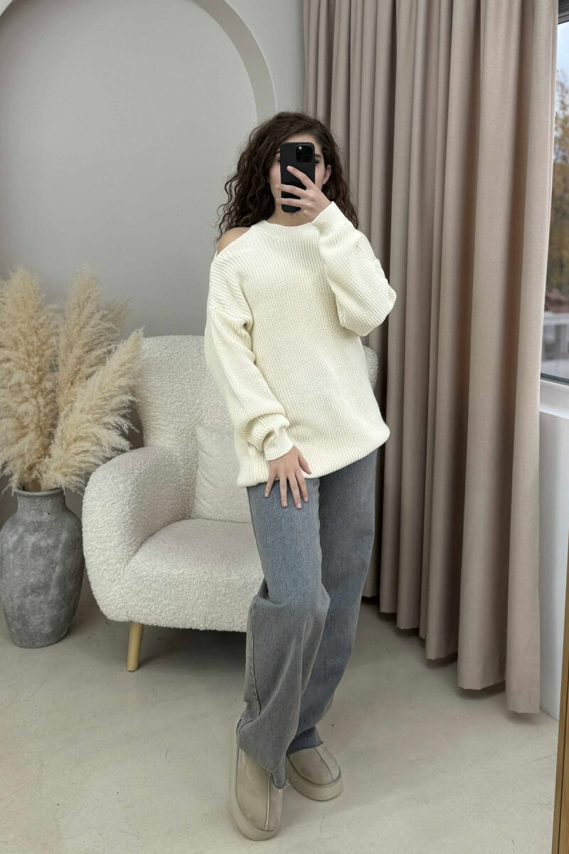 SEMI NECK ONE COLOR WOMEN SWEATER CREAM/KREM - 1
