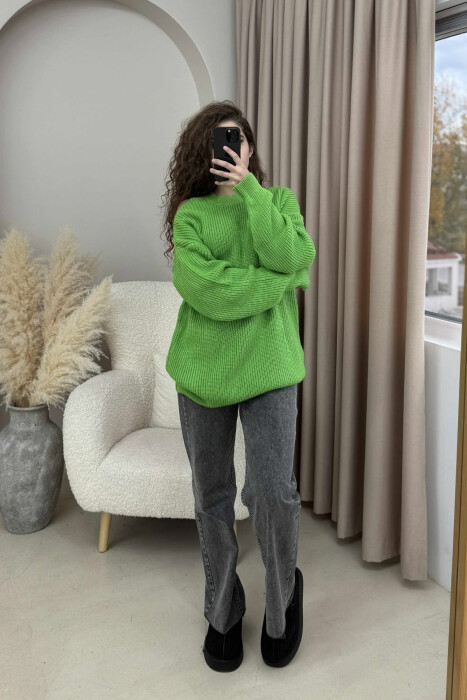 SEMI NECK ONE COLOR WOMEN SWEATER LIGHT GREEN/JEZB - 