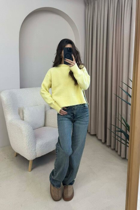 SEMI NECK SIMPLE WOMEN SWEATER YELLOW/E VERDHE - KLAUDIO FASHION