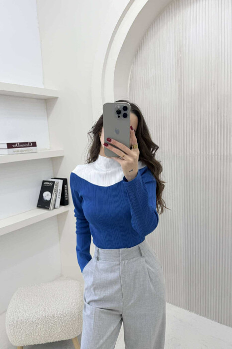 TRIKO ME DY NGJYRA DHE JAKË GJYSËM GOLF PËR FEMRA NË NGJYRËN BLU 