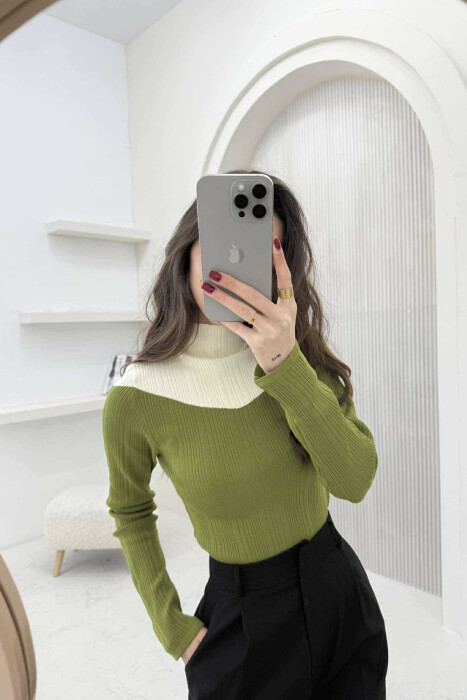 TRIKO ME DY NGJYRA DHE JAKË GJYSËM GOLF PËR FEMRA NË NGJYRË ULLIRI 