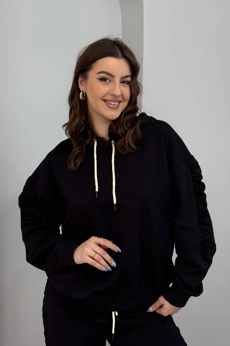 SET HOODIE+TUTA PËR FEMRA NË NGJYRËN E ZEZË - 3