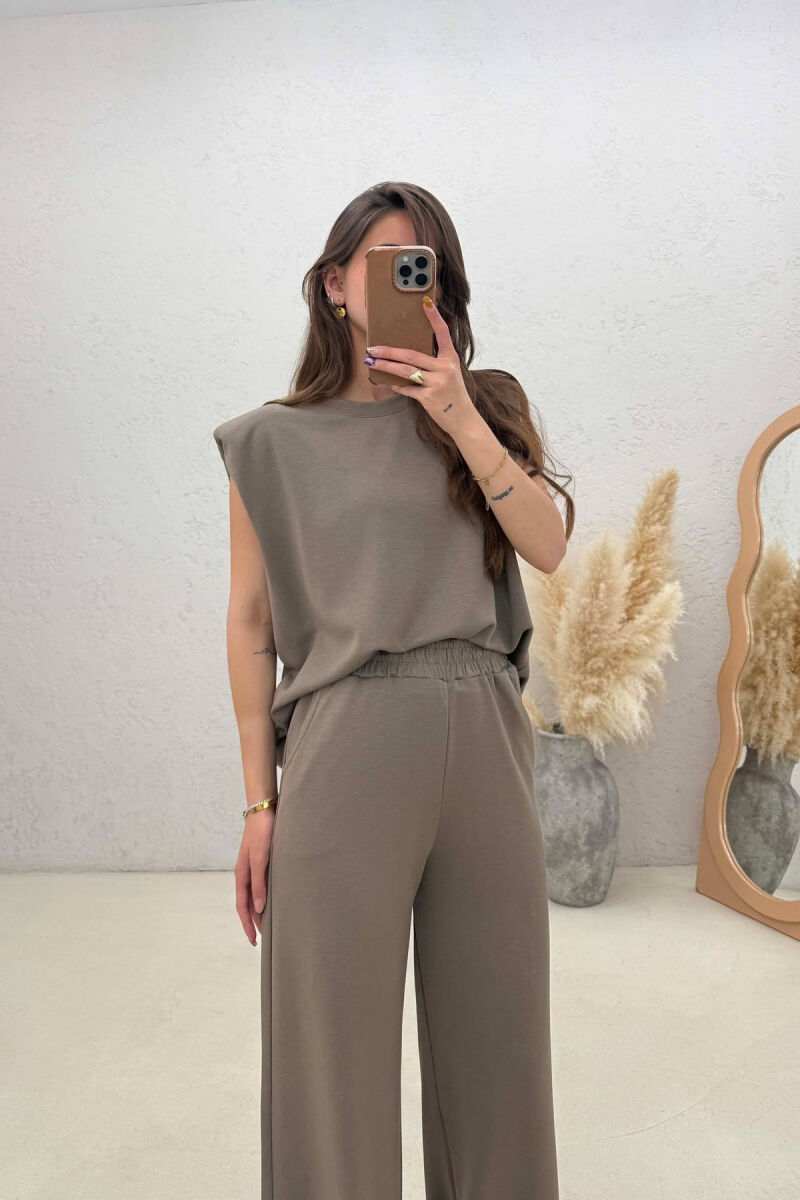 SET I THJESHTE NJE NGJYRESH KANATIERE + TUTA PER FEMRA NE NGJYRE KAFE TE ZBARDHUR - 2