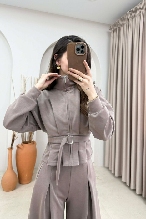 SET I THJESHTE NJE NGJYRESH XHAKETE + PANTALLONA PER FEMRA NE NGJYRE KAFE - 2