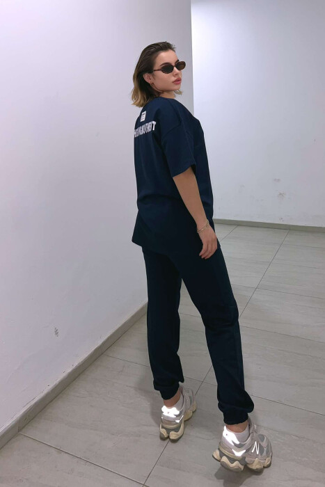 SET I THJESHTË PËR FEMRA NË NGJYRËN BLU E ERRËT - 3