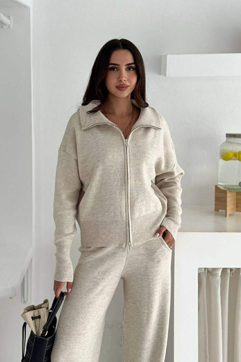 SET I THJESHTE XHAKETE + PANTALLONA PER FEMRA NE NGJYRE KREM - 1