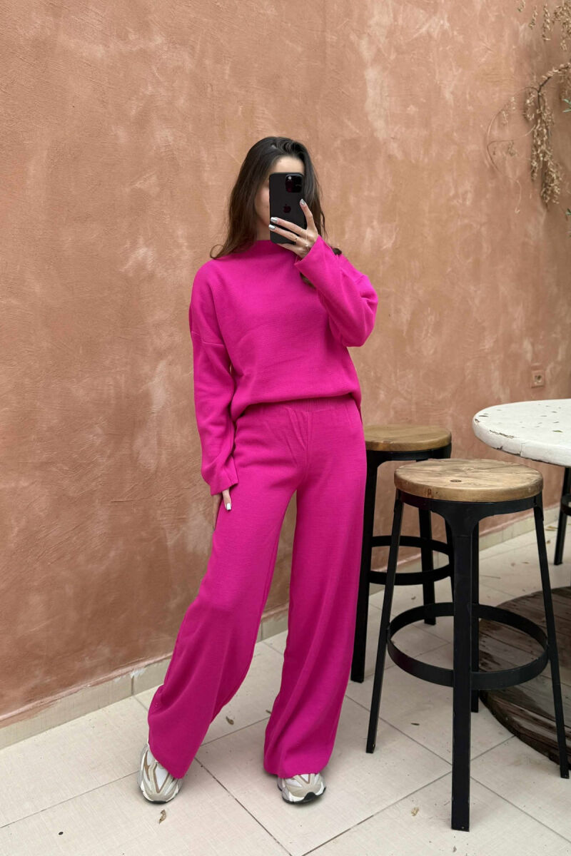 SET I THURRUR NJË NGJYRËSH TRIKO+PANTALLONA PËR FEMRA NË NGJYRË CIKLAMI - 2