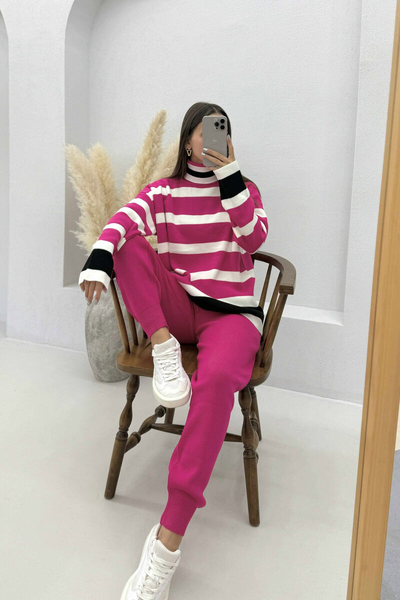 SET I THURRUR TRIKO ME JAKË GOLF DHE VIJA+PANTALLONA PËR FEMRA NË NGJYRË CIKLAMI - 1