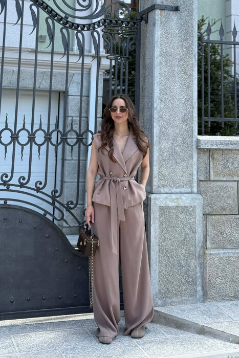 SET JELEK ME BUTONA DHE LIDHESE + PANTALLONA PER FEMRA NE NGJYRE KAFE TE ZBARDHUR - 2