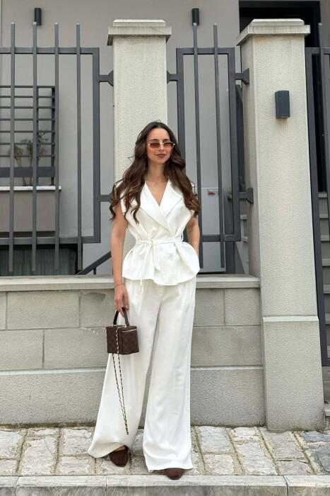 SET JELEK ME BUTONA DHE LIDHESE + PANTALLONA PER FEMRA NE NGJYRE TE BARDHE - KLAUDIO FASHION