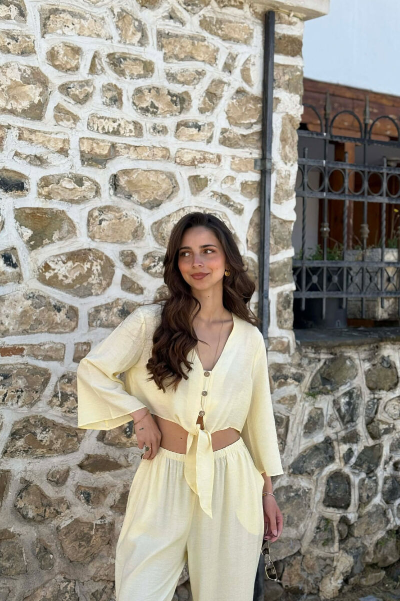  SET KEMISHE ME BUTONA + PANTALLONA PER FEMRA NE NGJYRE TE VERDHE - 2