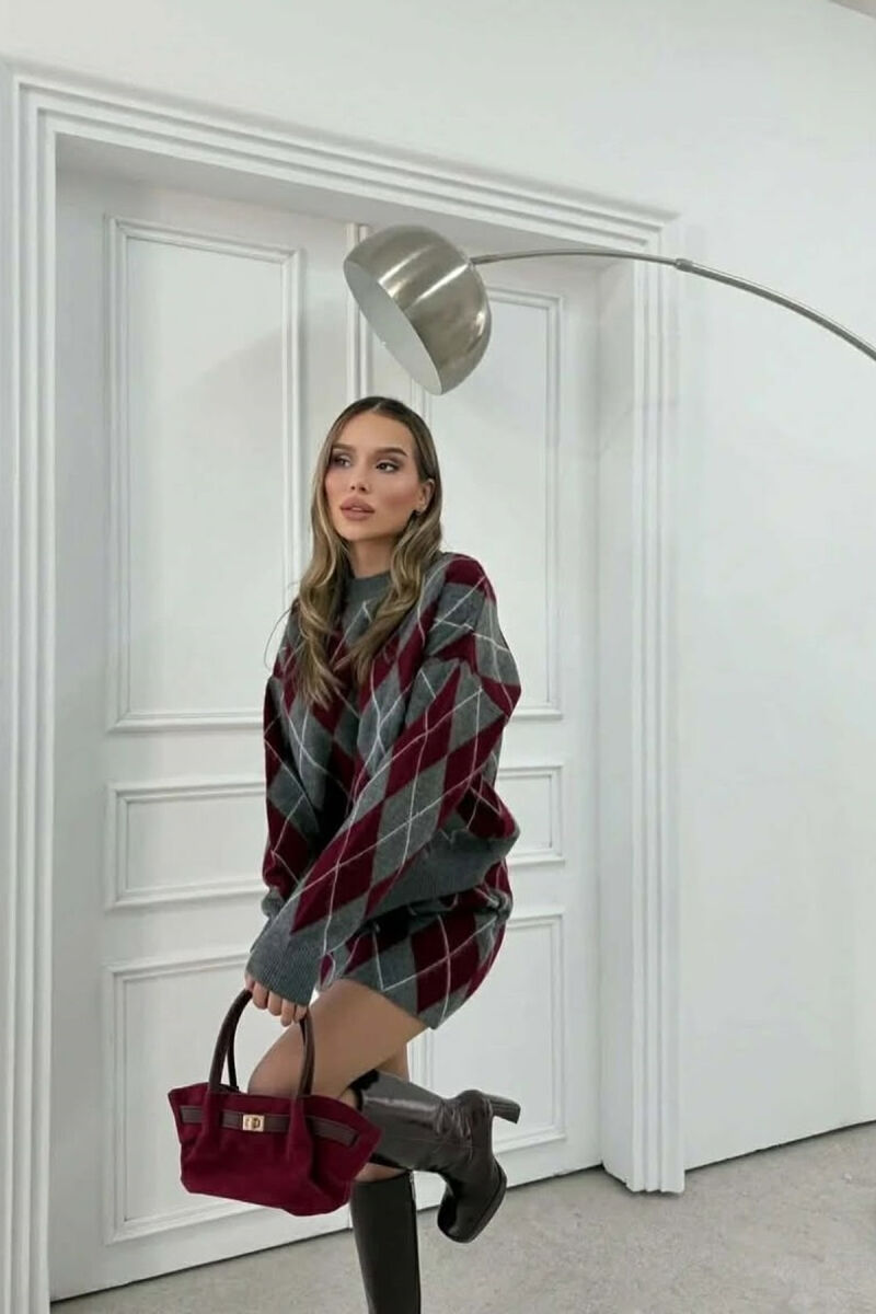 SET ME DIZAJN ROMBESH TRIKO+FUND PER FEMRA NE NGJYRE GRI - 5