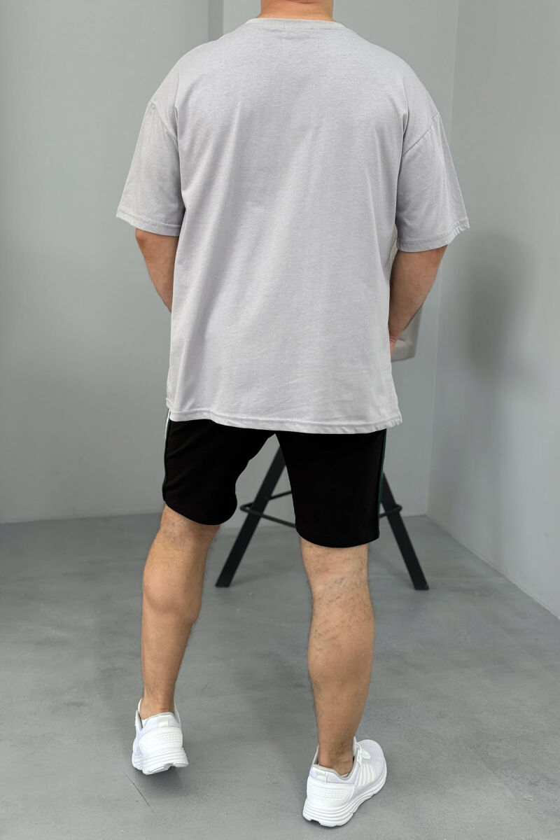 SET ME IMAZH T-SHIRT+PANTALLONA TË SHKURTRA PËR MESHKUJ NË NGJYRËN E ZEZË+GRI - 4