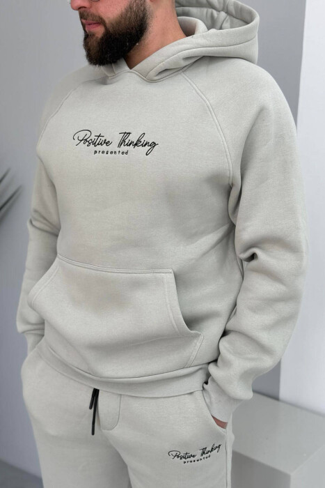 SET ME PUSH NJË NGJYRËSH PËR MESHKUJ NË NGJYRËN GRI E ZBARDHUR - 3