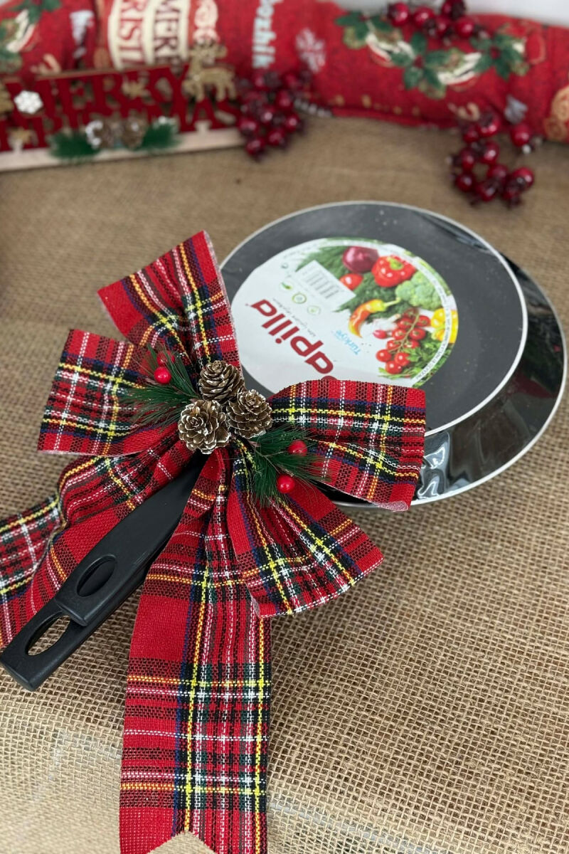 SET ME TIGANË NË DY MADHËSI TË NDRYSHME 20-24 CM NË NGJYRËN E ZEZË - 7