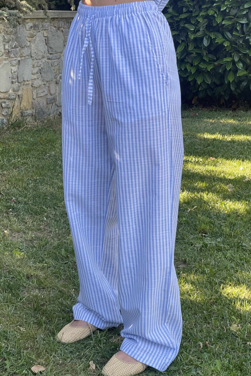 SET ME VIJA ME DETAJIN E LIDHSES KANATIERE+PANTALLONA PËR FEMRA NË NGJYRËN BLU E ZBARDHUR - 4