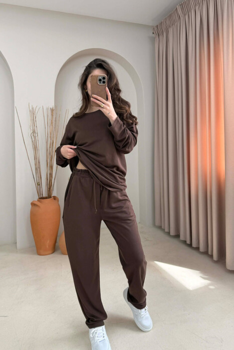 SET NJE NGJYRESH BLUZE + TUTA PER FEMRA NE NGJYRE KAFE - 2