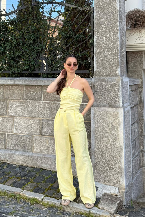 SET NJE NGJYRESH CROP TOP + PANTALLONA PER FEMRA NE NGJYRE TE VERDHE - 1