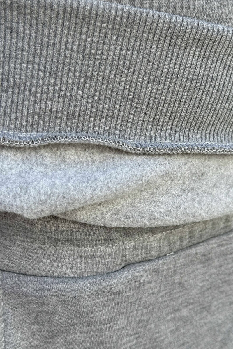 SET NJË NGJYRËSH HOODIE ME PUSH+PANTALLONA PËR MESHKUJ NË NGJYRËN GRI - 3