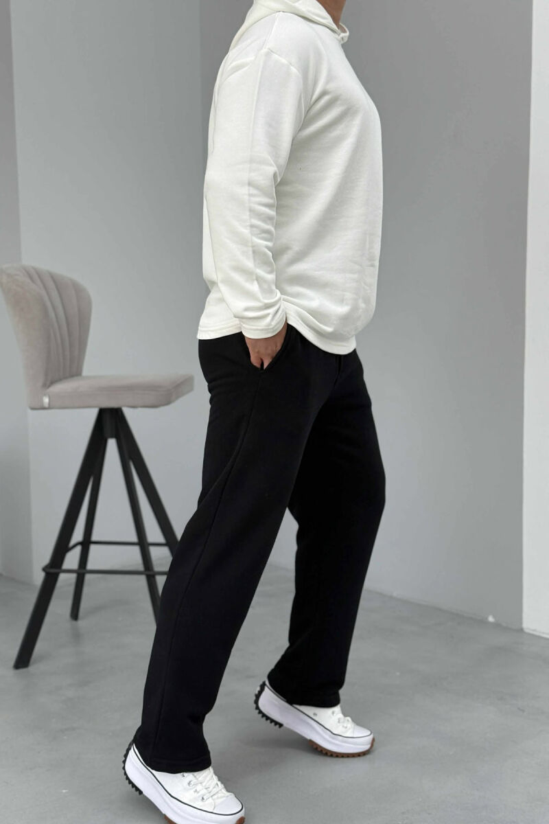 SET NJËNGJYRËSH I THJESHTË HOODIE+TUTA PËR MESHKUJ NË NGJYRËN E ZEZË+E BARDHË - 3