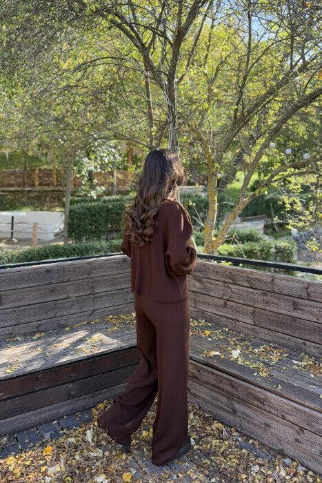 SET NJË NGJYRËSH I THJESHTË PULOVËR+PANTALLONA PËR FEMRA NË NGJYRË KAFE TË ERRËT - 7