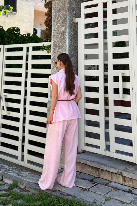 SET NJE NGJYRESH JELEK ME DETAJIN E RRIPIT + PANTALLONA PER FEMRA NE NGJYRE ROZE - 3