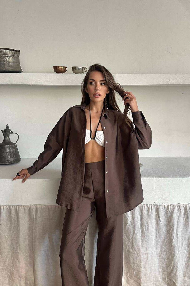 SET NJË NGJYRËSH KËMISHË E THJESHTË +PANTALLONA PËR FEMRA NË NGJYRË KAFE TË ZBARDHUR - 2