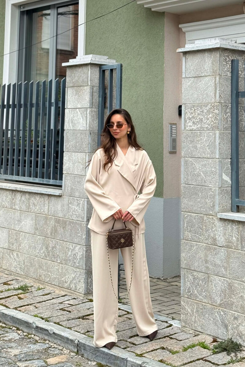 SET NJE NGJYRESH KEMISHE ME LIDHESE + PANTALLONA PER FEMRA NE NGJYRE KREM - 2