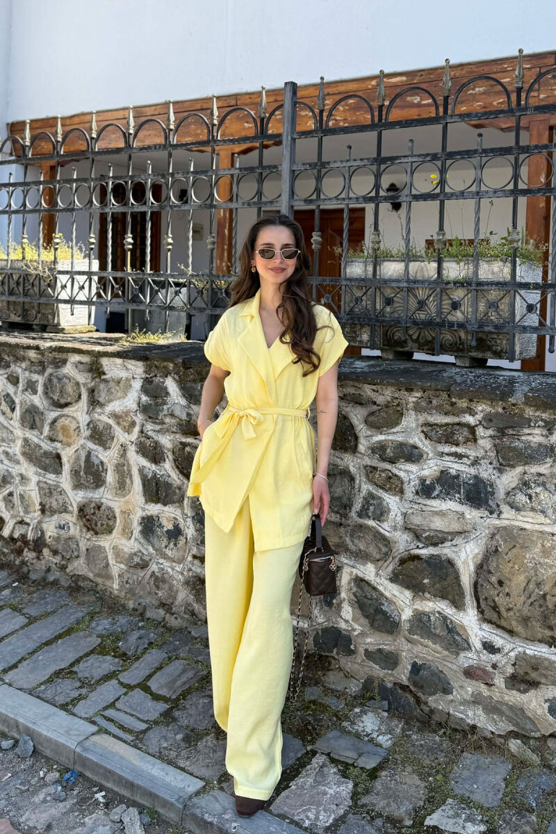 SET NJE NGJYRESH KEMISHE ME MENGE TE SHKURTRA ME LIDHESE + PANTALLONA PER FEMRA NE NGJYRE E VERDHE - 4